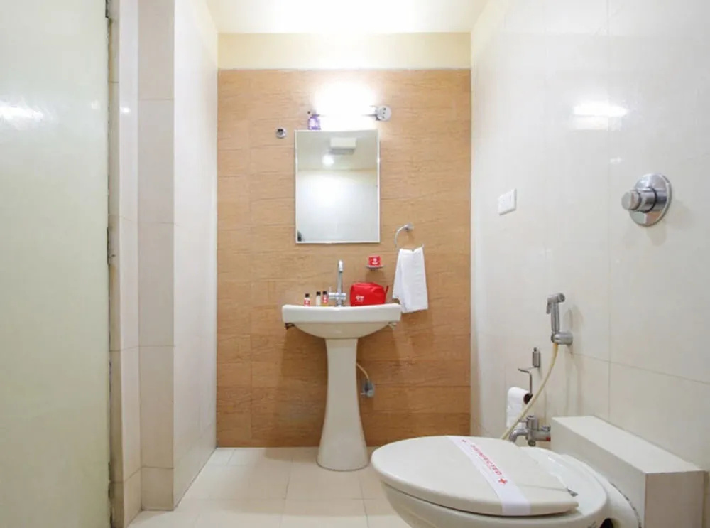 OYO 1520 Hotel Tourist Plaza