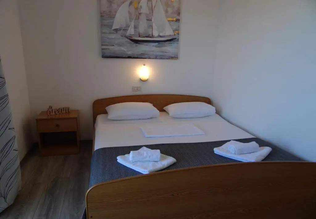 Apartments Mara - 70m from the sea