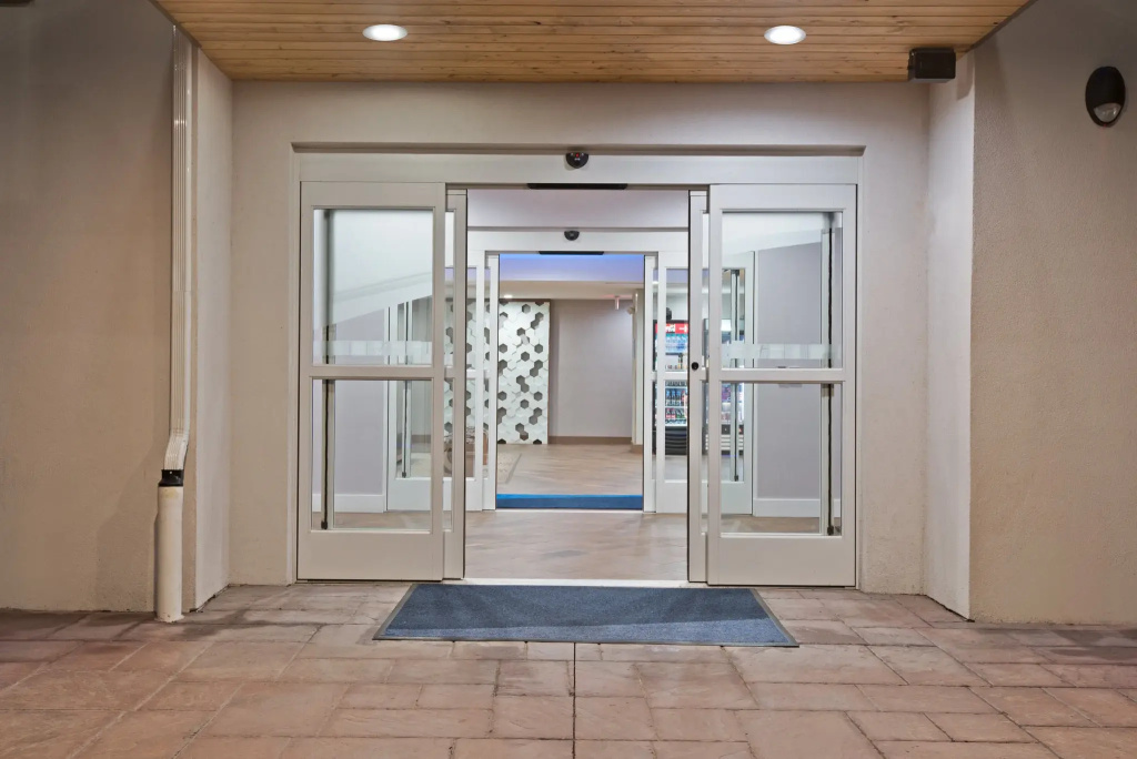 Holiday Inn Express & Suites New Cumberland by IHG