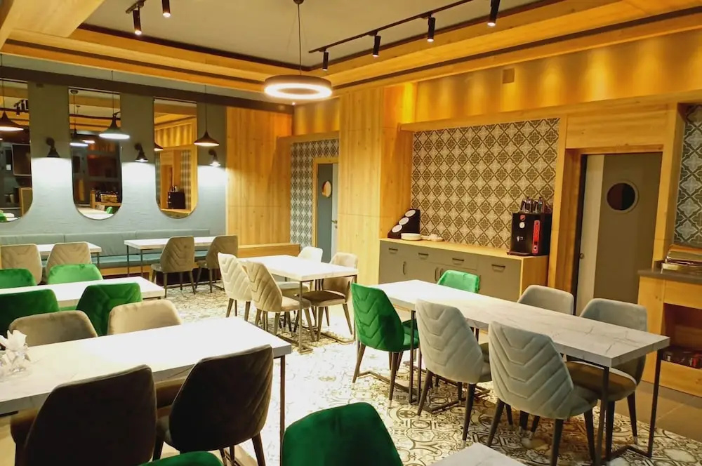 Dinamik Otel