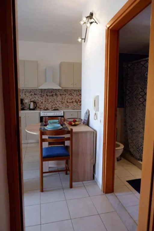 Quiet apartment with easy access to attractions.