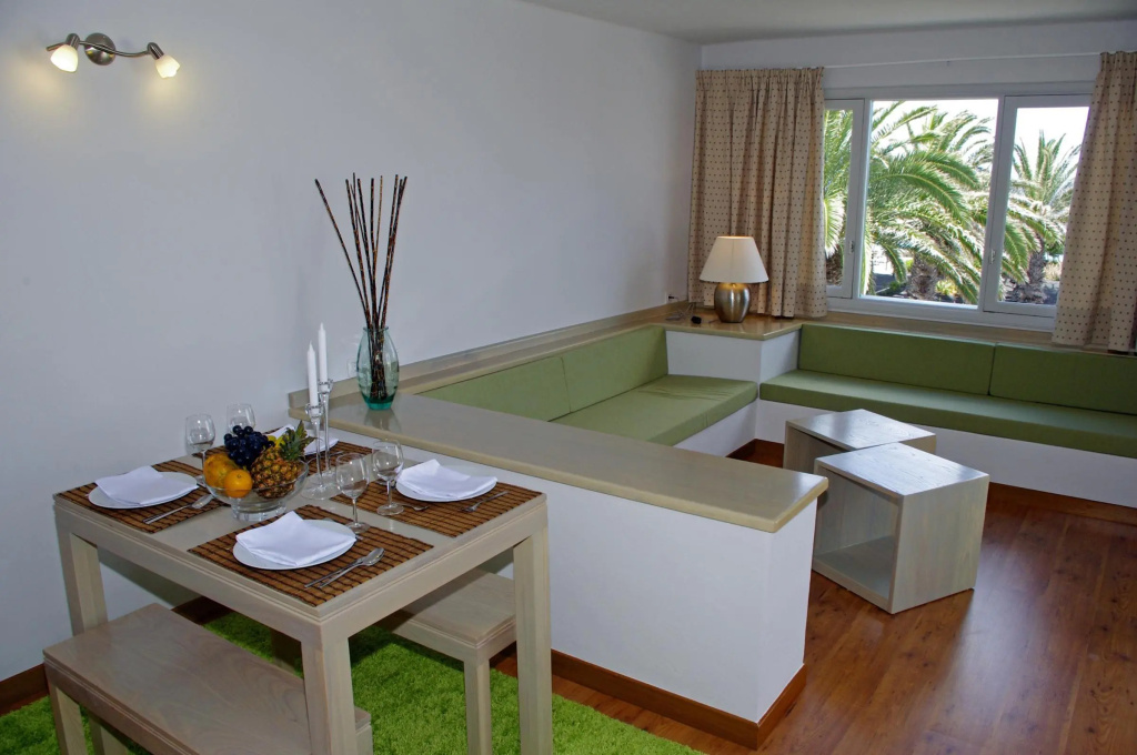 Neptuno Suites - Adults Only