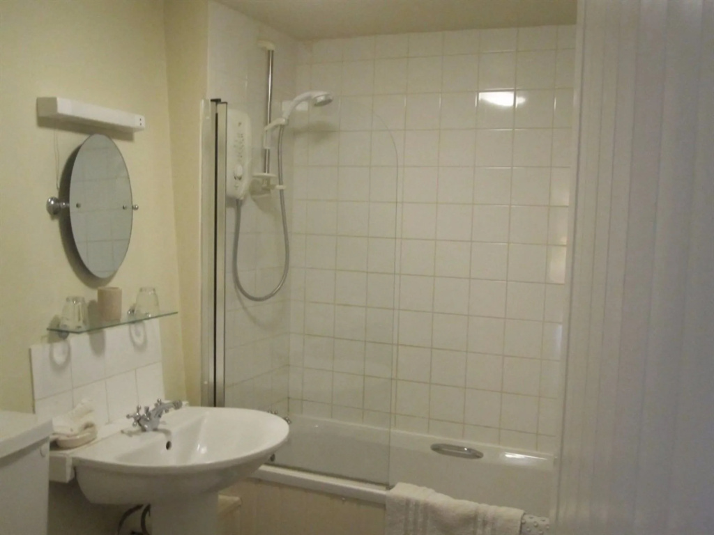 Guiting Guest House