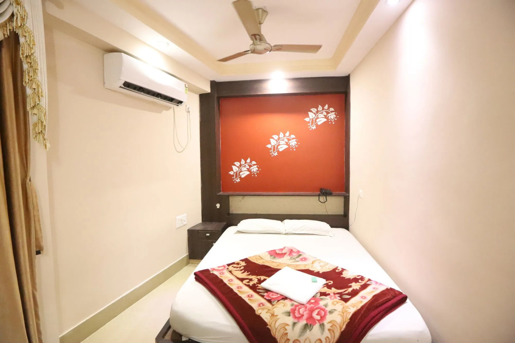 Larica Holiday Inn Puri
