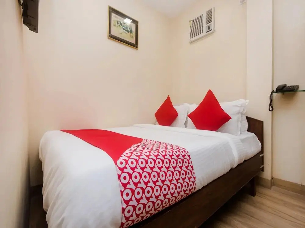 Shivar Guest House by OYO Rooms