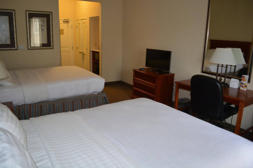 Holiday Inn Hotel & Suites Beckley by IHG