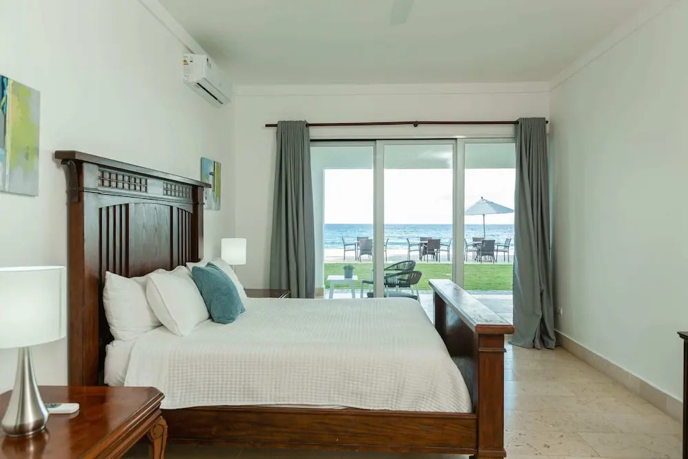 Escondido Bay Properties by Caribe Stays