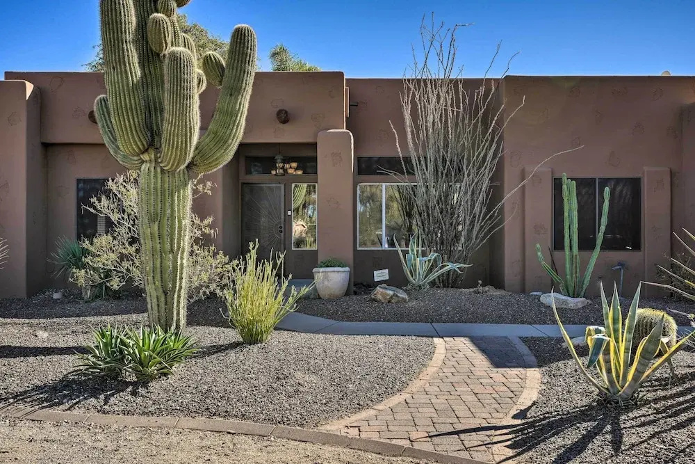 Hot Tub, Game Room! North Phoenix Desert Gem