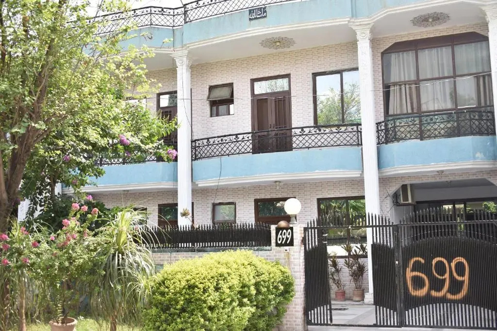 New Choice Inn House