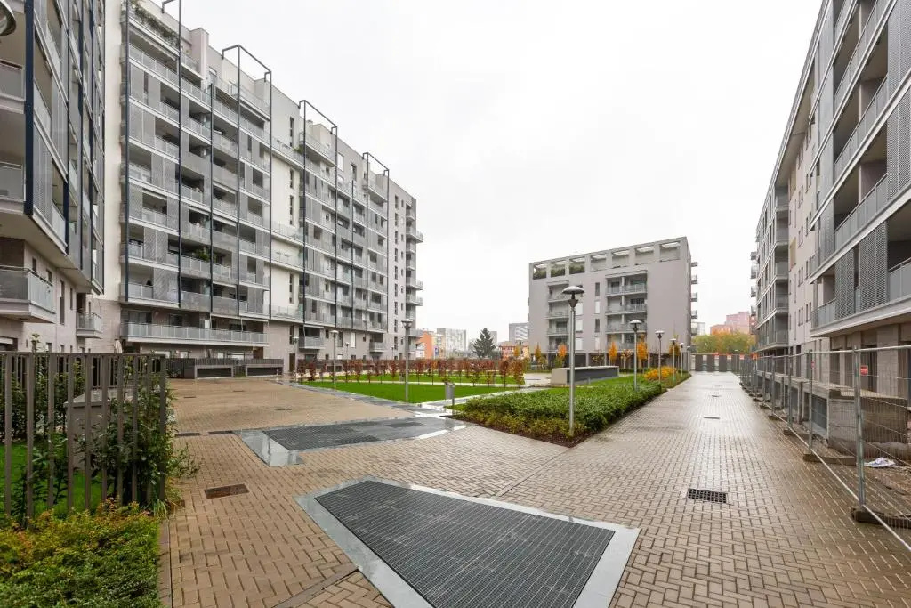 Fiera Milano Flat with Garage