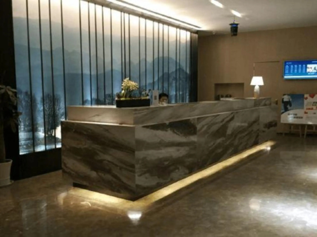 Atour Hotel Hanzhong High-Speed Railway Station
