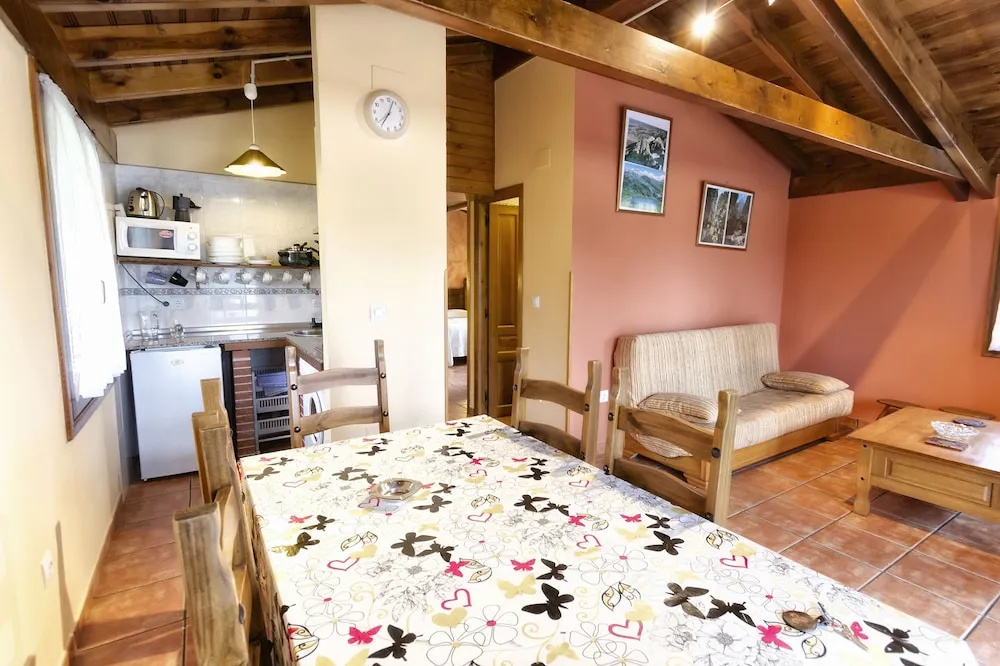 Apartamentos Rurales Les Xanes
