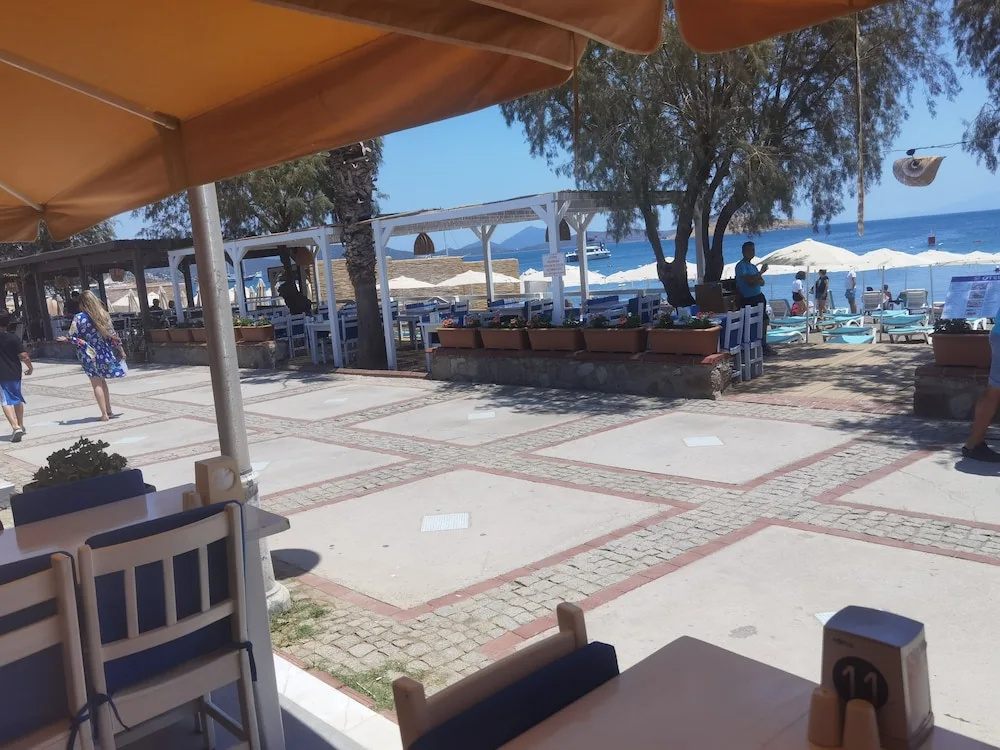 Sarsilmaz Otel