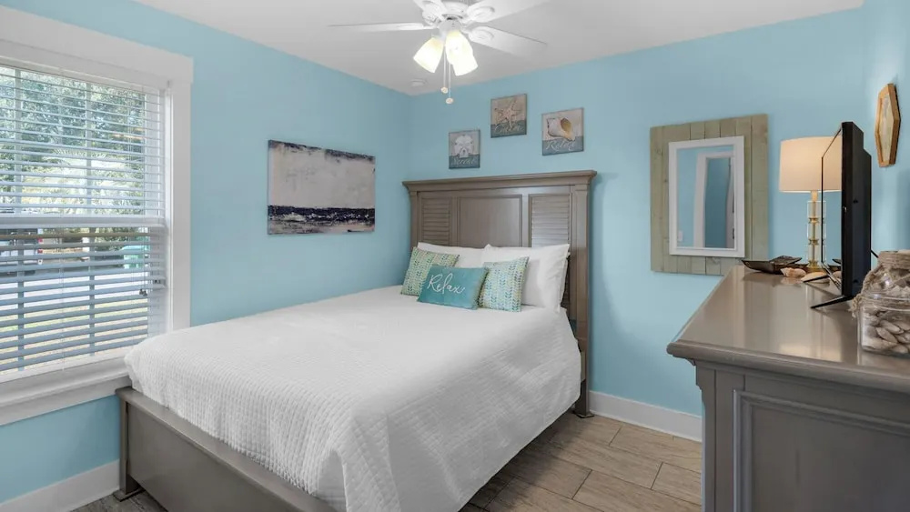 Pet Friendly! In Panama City Beach; Minutes to Beach & Pier Park