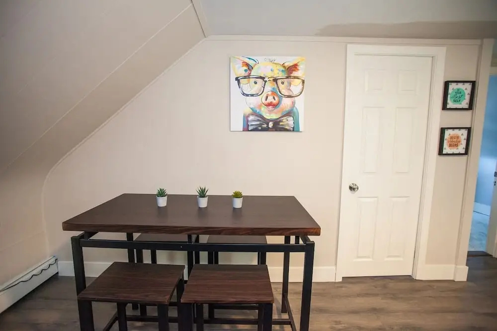 Luxury Collection-4 Bedroom 3 Full-bathroom-boston