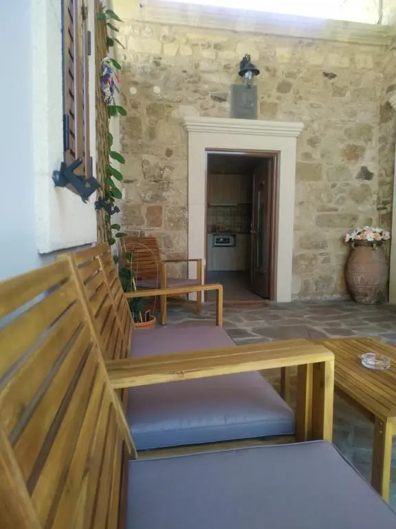 M&M STONE-Village House-Family-Vintage