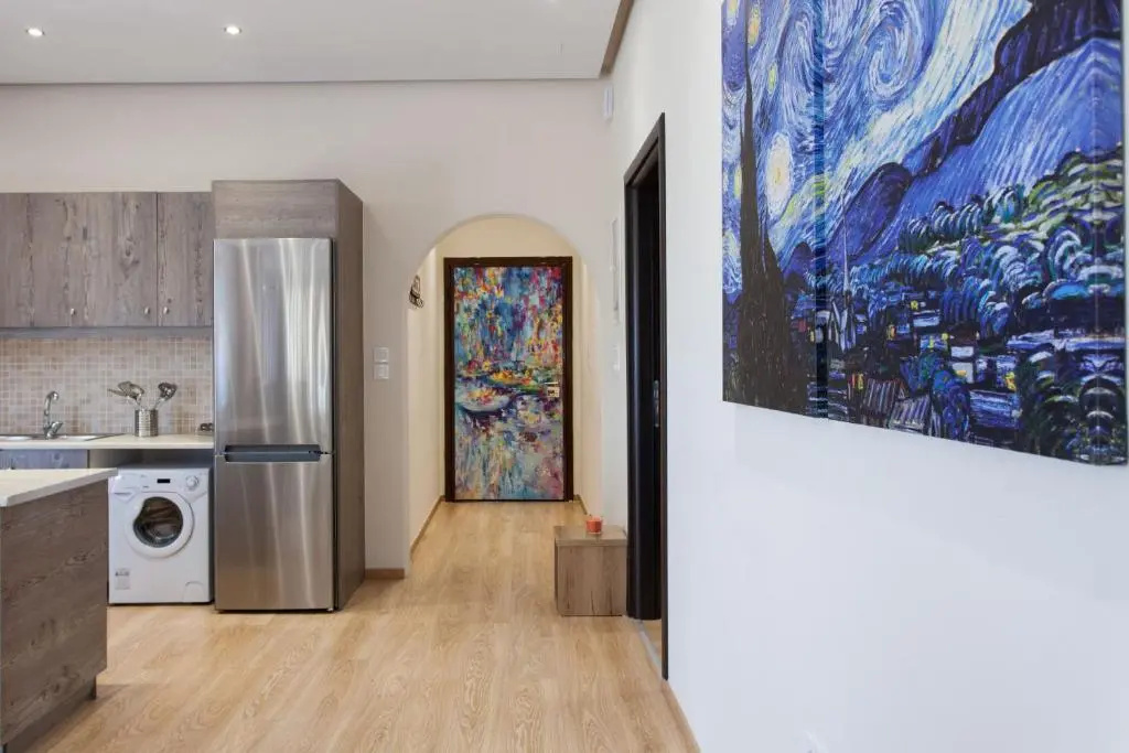 Luxurious 3-bedroom Seaside Retreat Fully Renovated April 2025