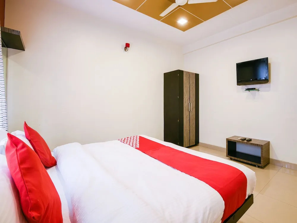 CAPITAL O 15017 Hotel Nandini