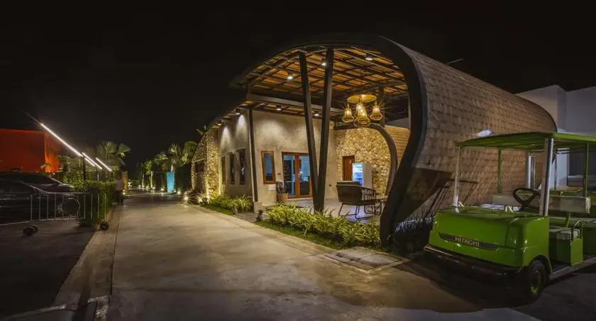 Yooyen Pool Villa