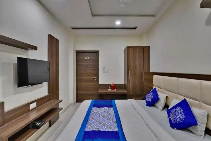 Hotel Amar Palace