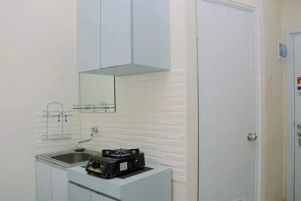 Comfort Studio at Green Pramuka Apartment near Shopping Center