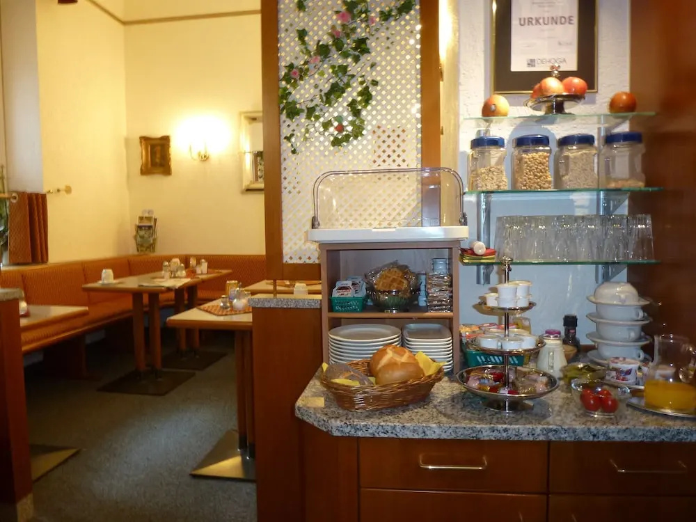 Hotel Adler