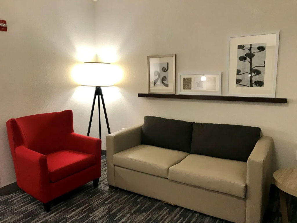 Country Inn & Suites by Radisson, Queensbury - Lake George , NY