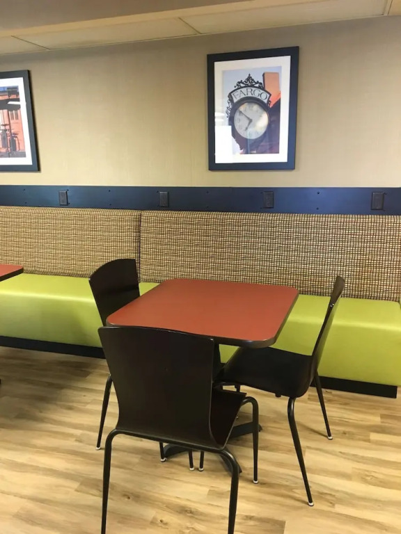 Kelly Inn Fargo North Dakota