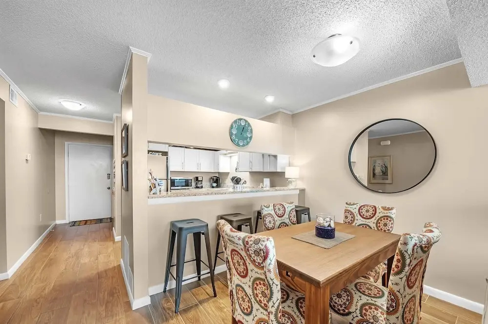Compass Point 503