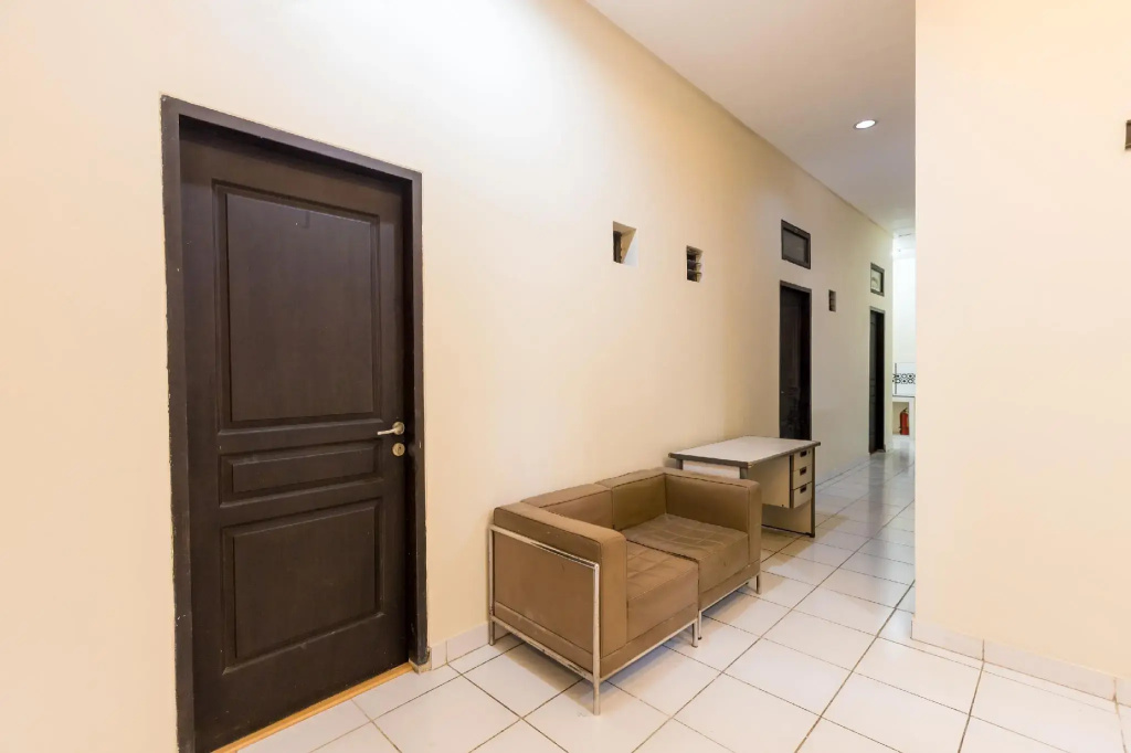 Urbanview Hotel Residence 446 Tanjung Duren