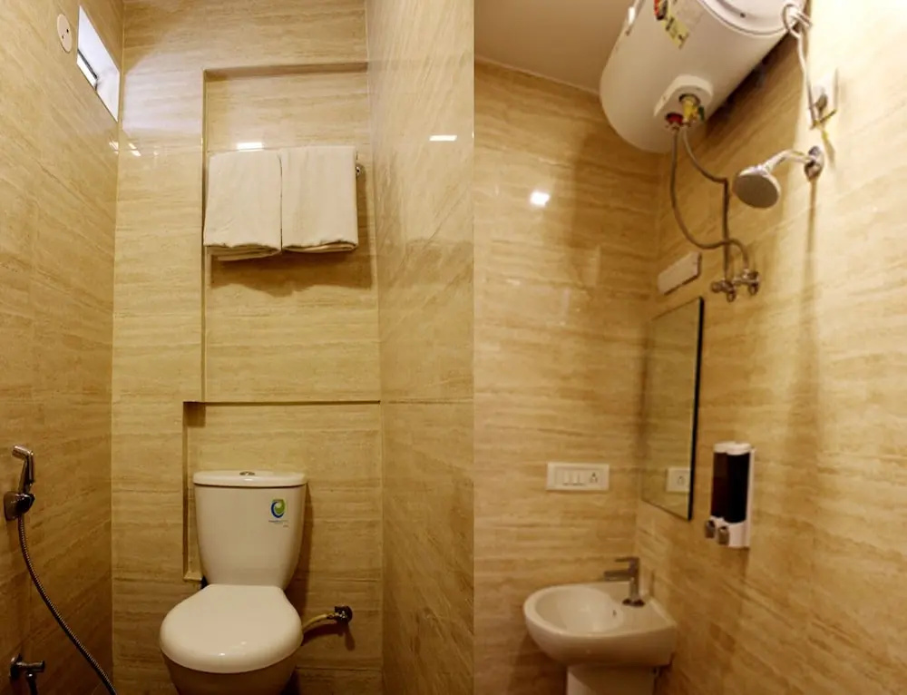 Jagadish hotel begur