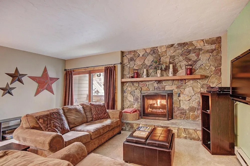 Sundowner II 201 2 Bedrooms 2 Bathrooms Condo