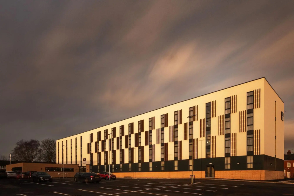 Holiday Inn - the niu, Loom Manchester North by IHG