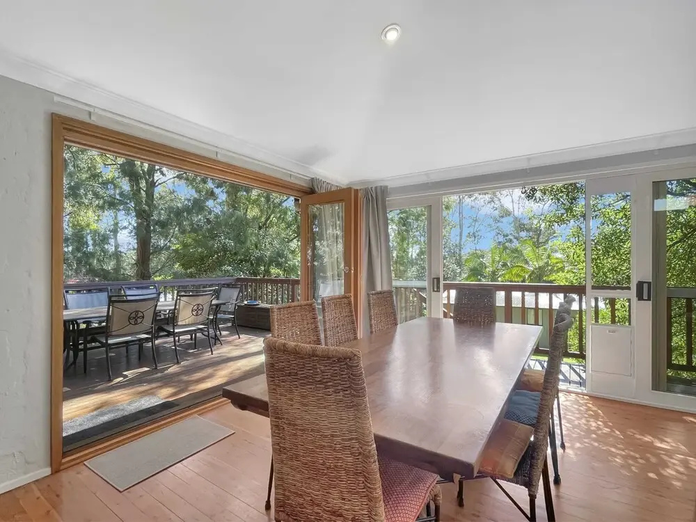 Riverside 3-bed Townhouse With Spacious Deck & BBQ