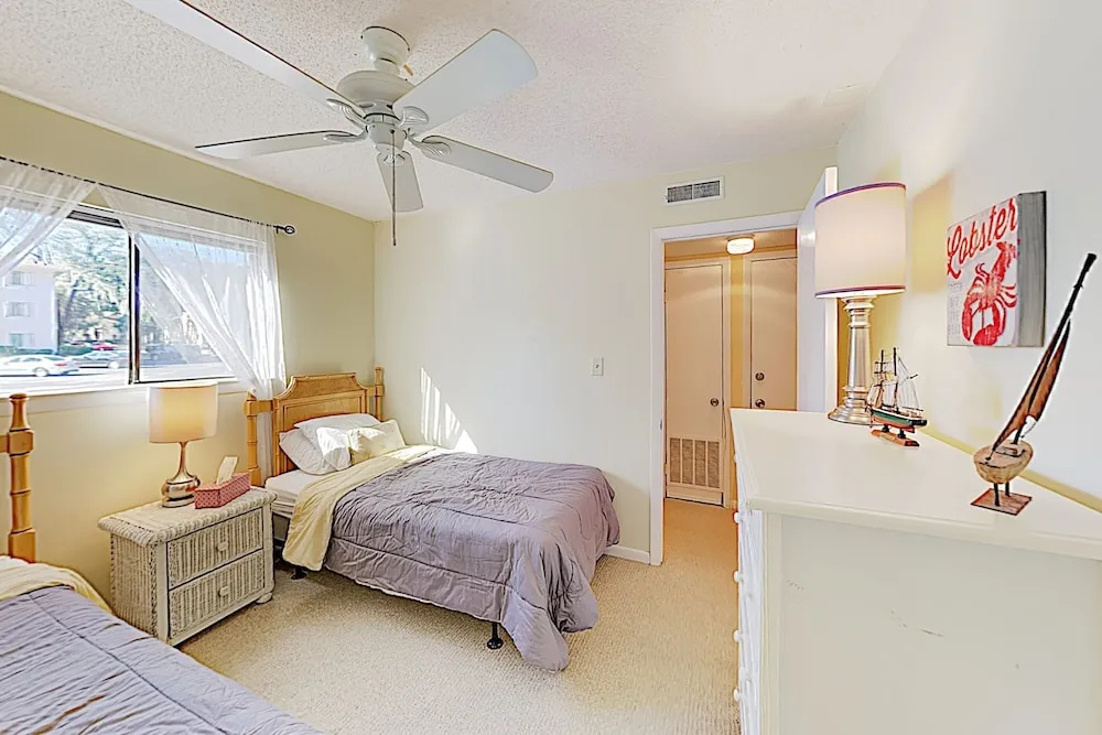 New Listing! Ground-floor W/ Pools, Tennis 2 Bedroom Villa