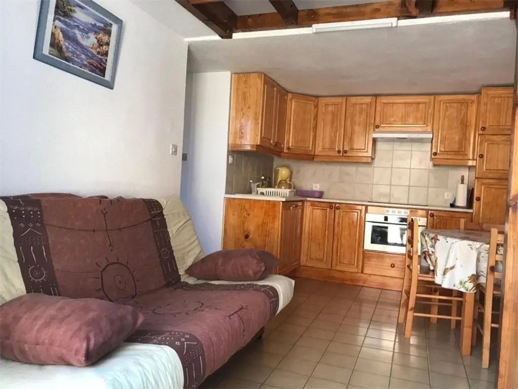 Pavillon T2 Mezzanine, 6 couchages, proche plage, terrasse, parking privé, TV, lave-linge - FR-1-81-92