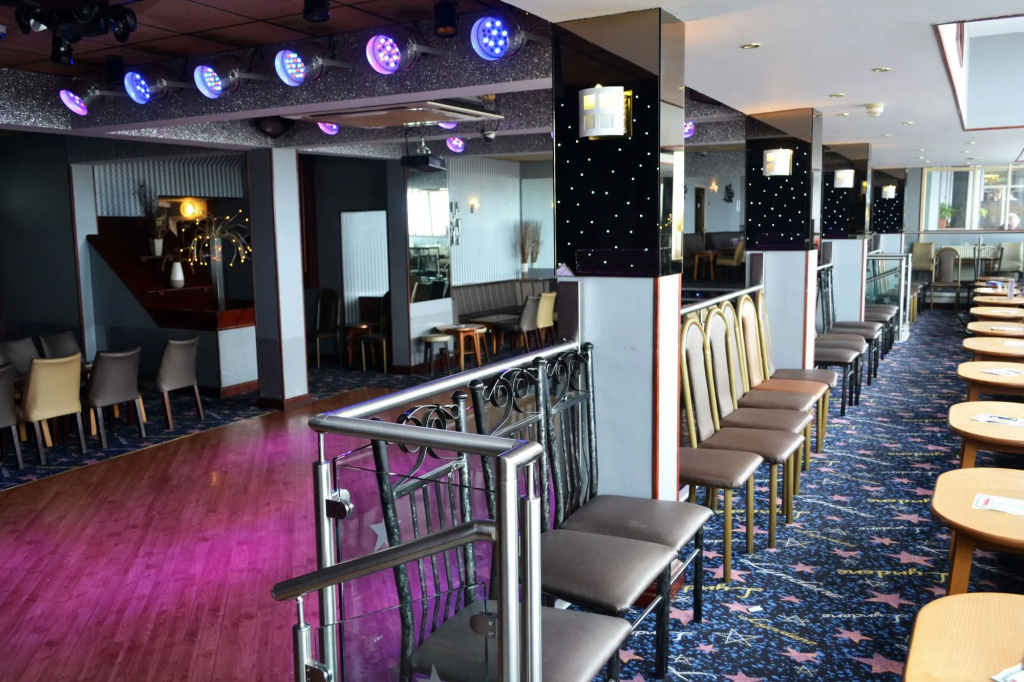 Lyndene Hotel