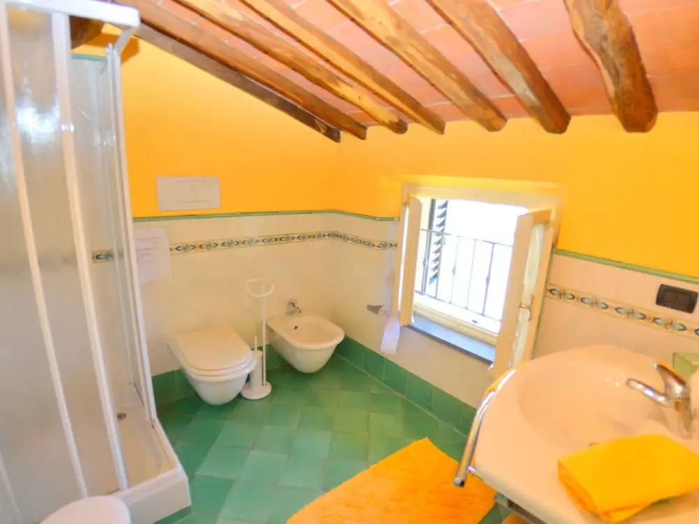 Holiday Home in Pescaglia Near Tuscan Vineyards
