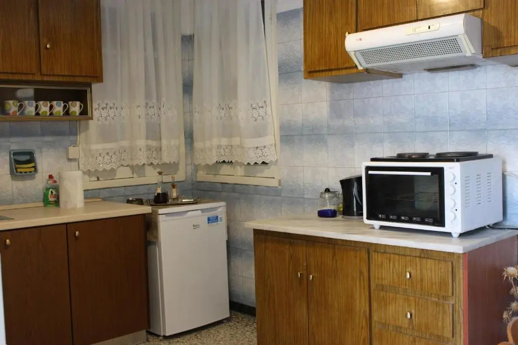 Meteora Mansion - Traditional Apt 3BD - Rocks View