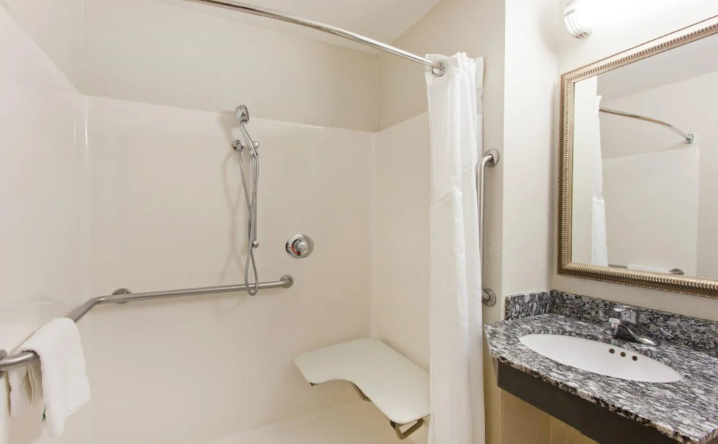 Holiday Inn Seattle DWTN Lake Union by IHG