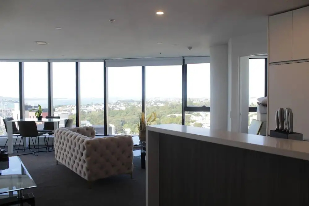 Sunny, Spacious And Magnificent Sea Views!