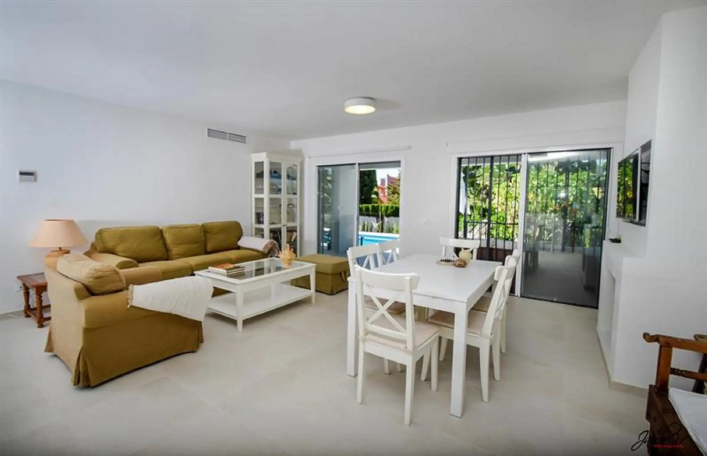 8738 - Great Villa Near Beach & Marbella
