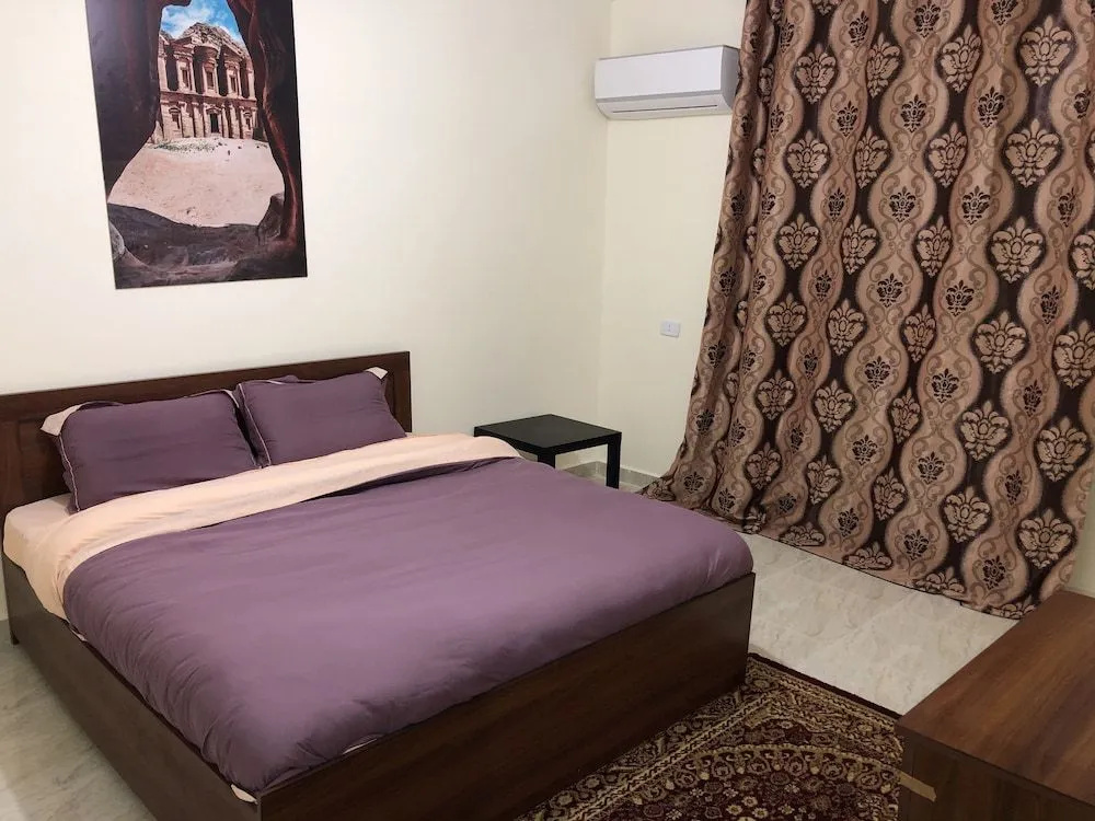 Rakan ApartHotel and Luxury Rooms