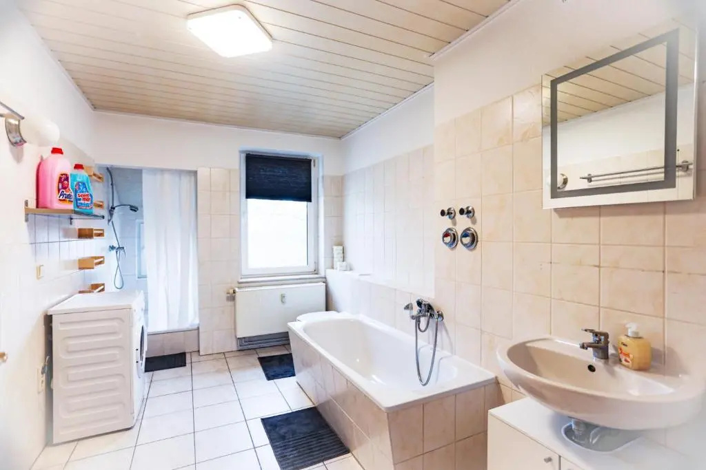 Nice und cozy apartment with super fast Wifi near Cottbus