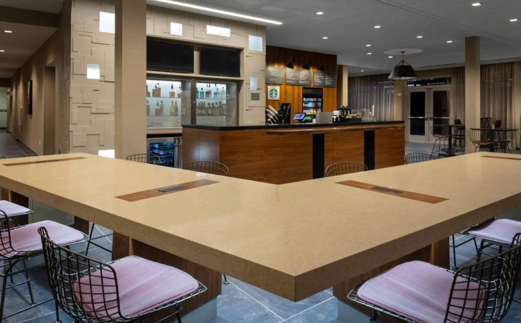 Courtyard by Marriott Indianapolis West-Speedway
