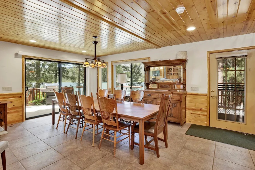 Eagle Point Lake House #2471