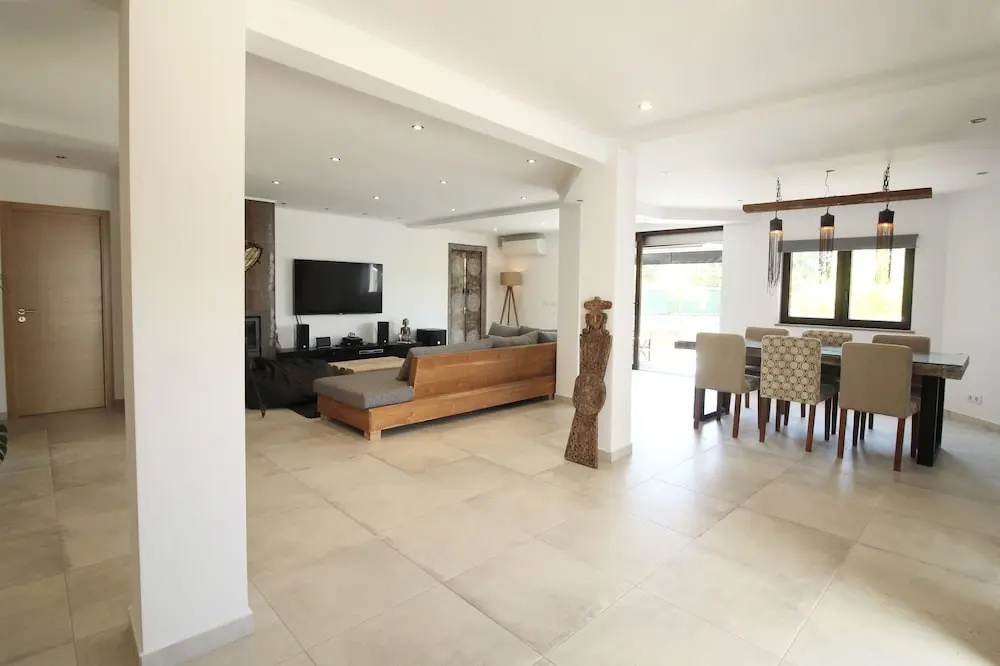 Villa Bali - stylish and in a quiet area