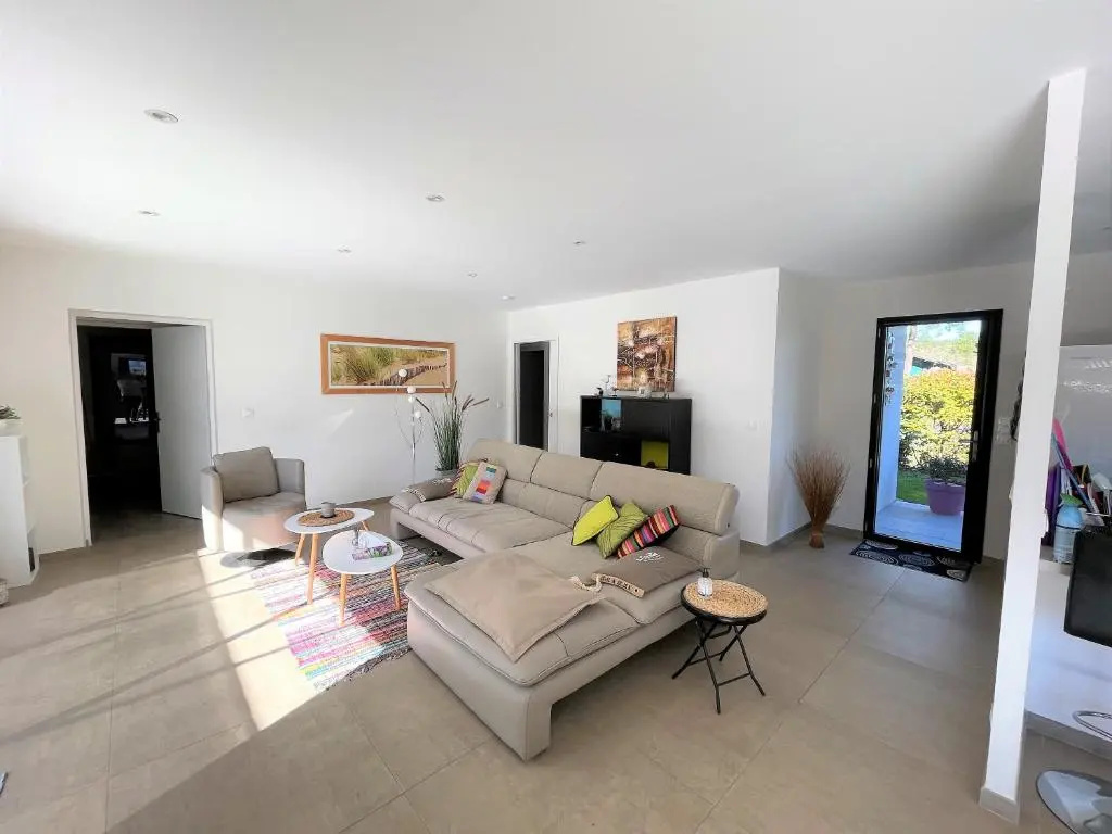 VILLA LUCIA, 8 PERS, au calme, proche plage à Vieux-Boucau