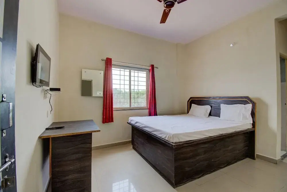 Hotel Royal Stone By OYO Rooms