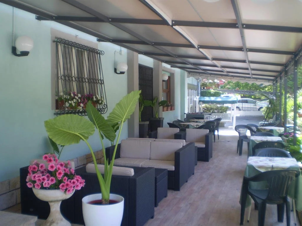Albergo George Junior